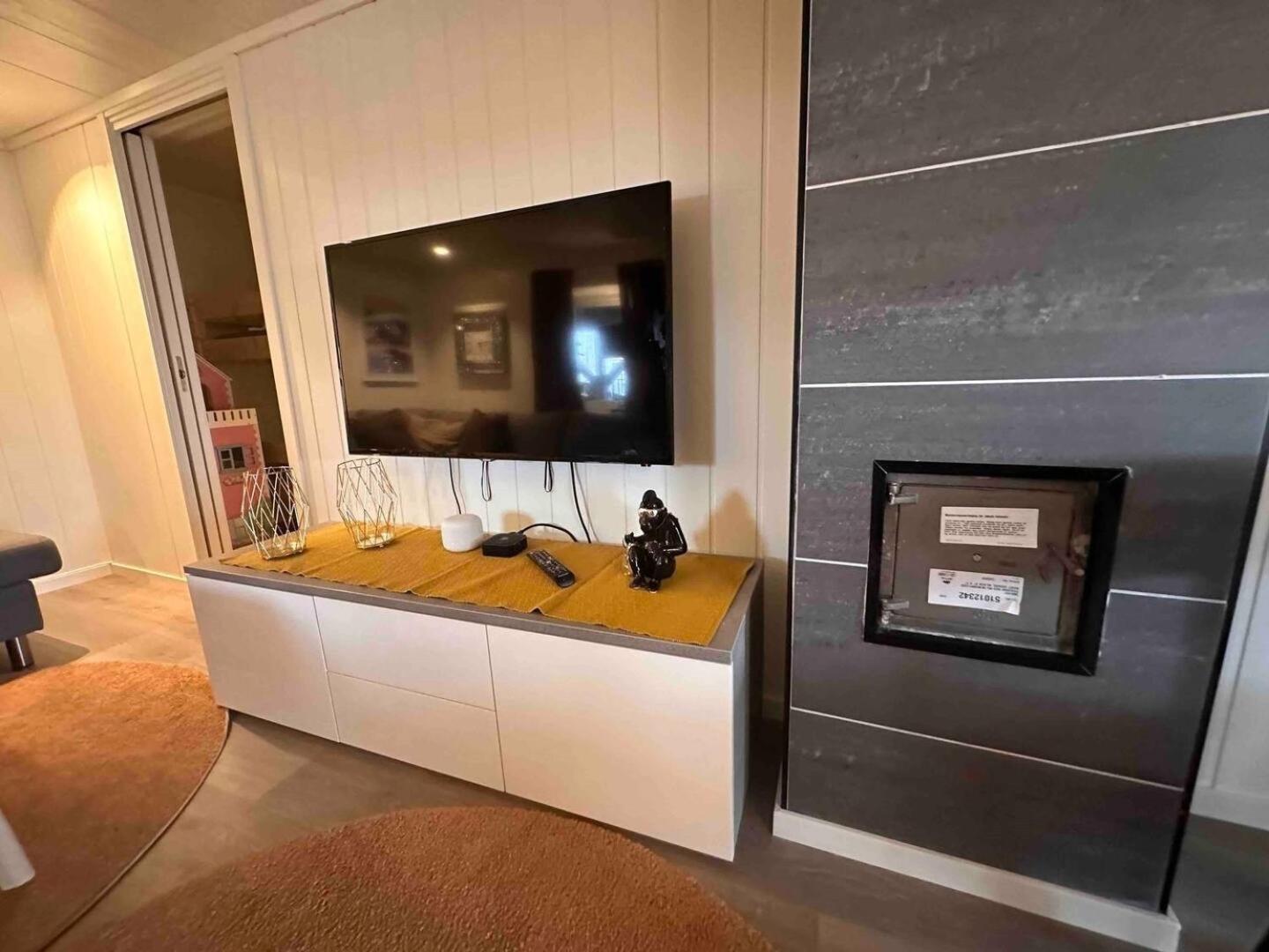 Kb Basement Apartment Sorvagen Luaran gambar