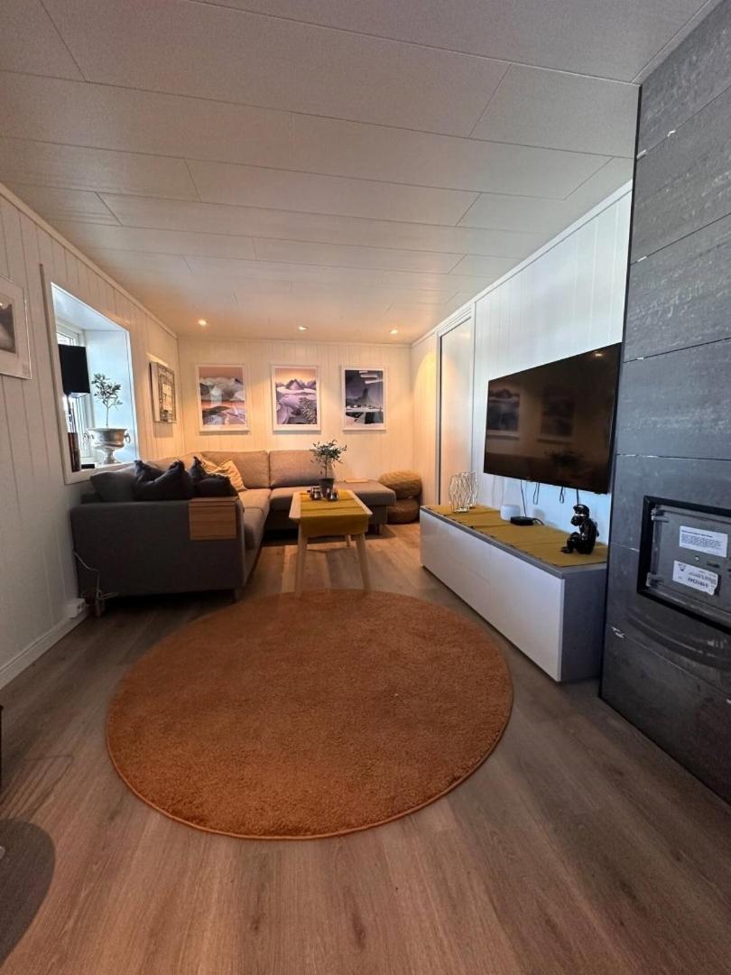 Kb Basement Apartment Sorvagen Luaran gambar