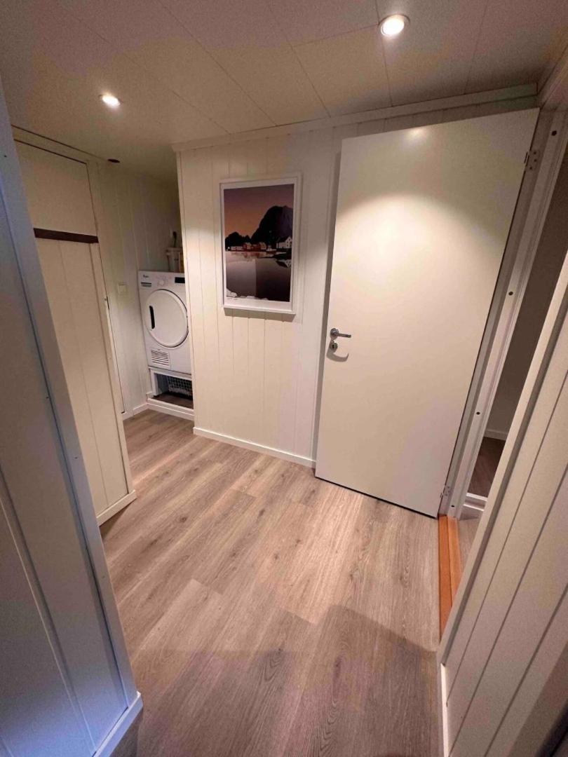 Kb Basement Apartment Sorvagen Luaran gambar