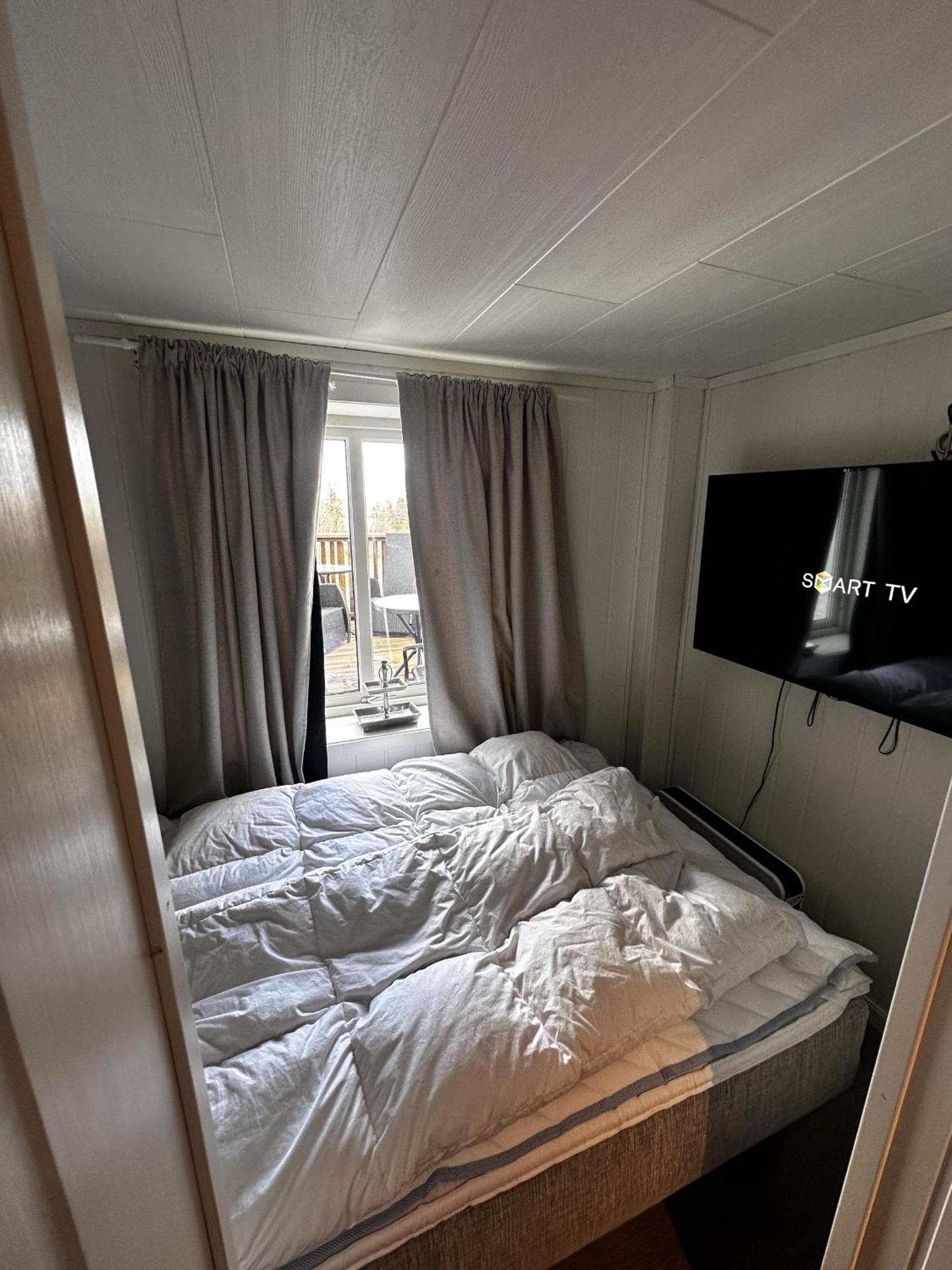 Kb Basement Apartment Sorvagen Luaran gambar